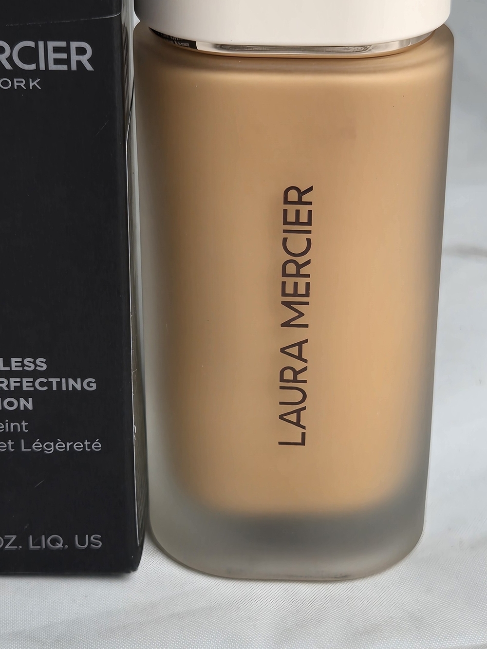 Laura Mercier Liquid Foundation - Warm Tan